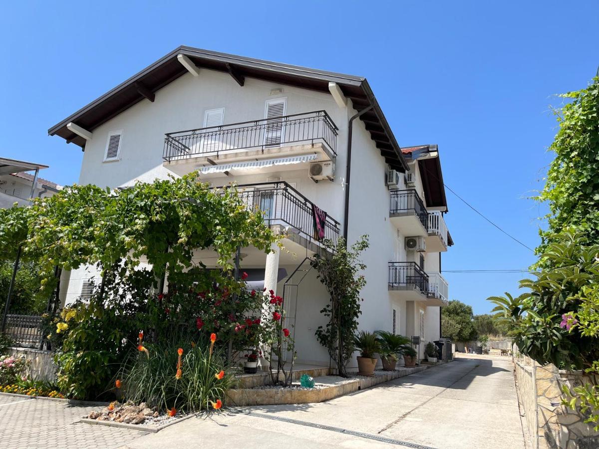 Apartments Logos Trogir Exterior foto